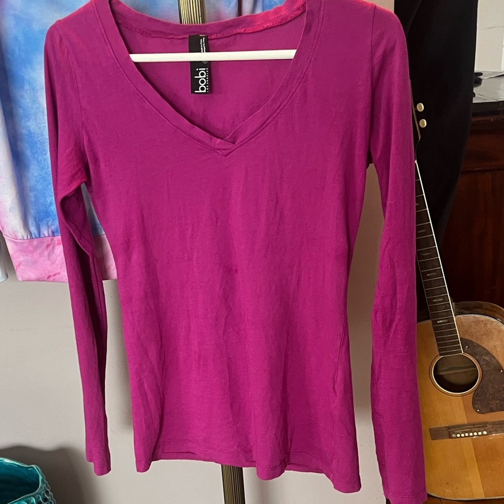 bobi Los Angeles Long Sleeve V-Neck Top in Fuchsia